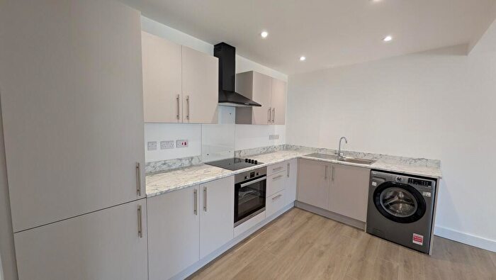2 Bedroom Apartment To Rent In High Street Dudley, DY1