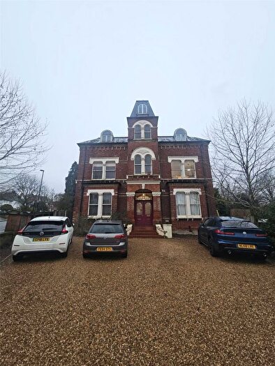 2 Bedroom Flat To Rent In Birdhurst Road, South Croydon, CR2