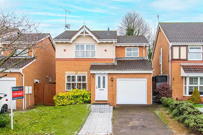 3 Bedroom Detached House For Sale In Pendle Avenue, Kettering, NN16