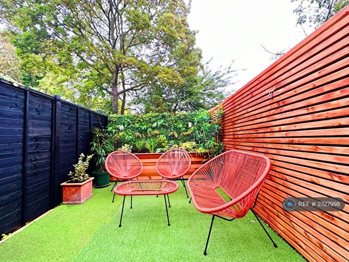 1 Bedroom Flat To Rent In London, London, SE17