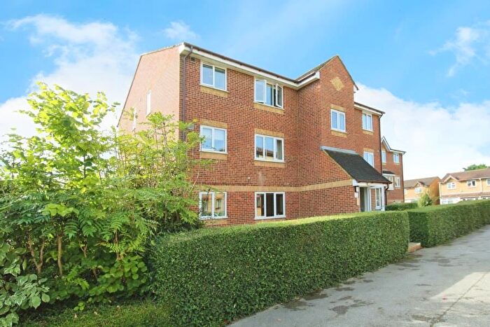 Studio To Rent In Lowestoft Drive, Burnham, Slough, SL1