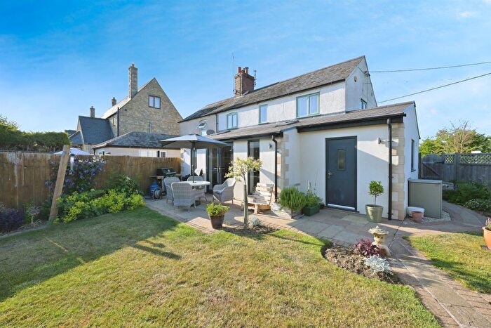 3 Bedroom Cottage For Sale In Main Street, Glapthorn, Peterborough, PE8