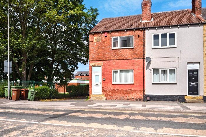 2 Bedroom Terraced House For Sale In Wakefield Road, Featherstone, Pontefract, West Yorkshire, WF7
