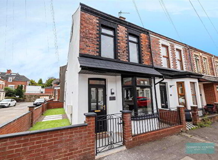 2 Bedroom House For Sale In Moorgate Street, Belfast, BT5