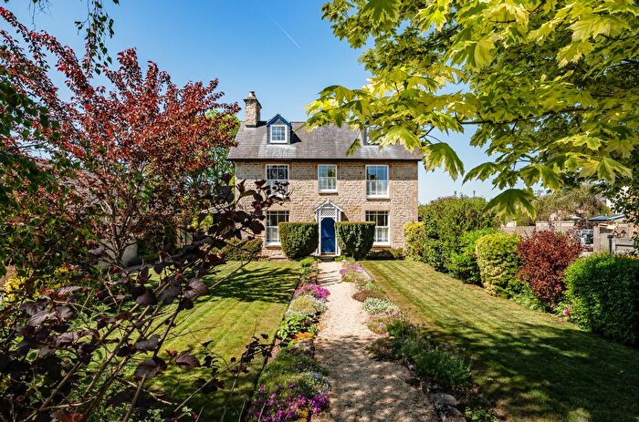 4 Bedroom Detached House For Sale In Widham, Purton, Purton, SN5