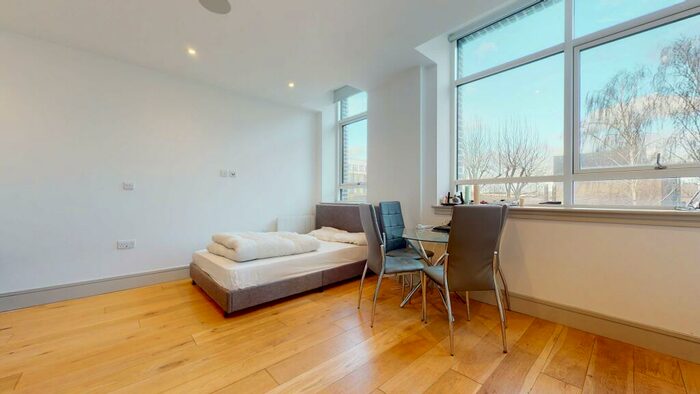 Studio To Rent In Lawrence Road, N15