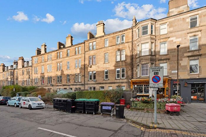 2 Bedroom Flat For Sale In Maxwell Street, Edinburgh, EH10