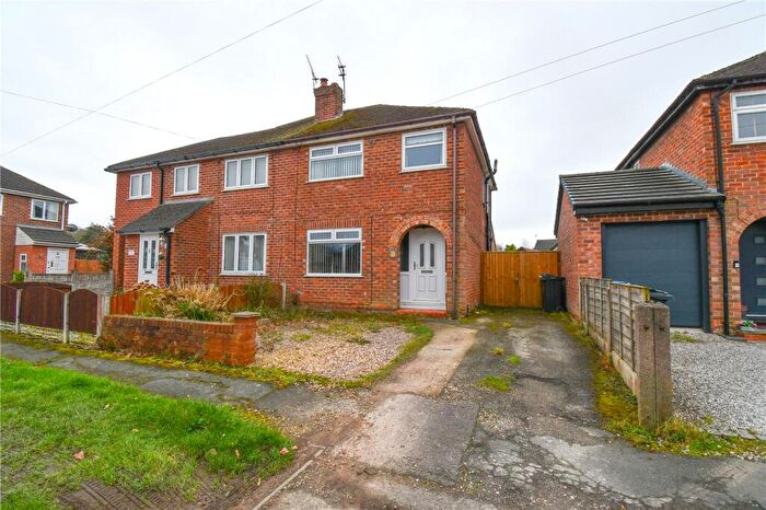 3 Bedroom Semi Detached House For Sale In Greenlea Close, Whitby, Ellesmere Port, CH65