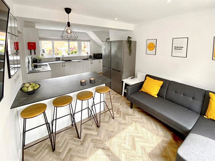 6 Bedroom House To Rent In Filton Avenue, Filton, Bristol, BS34