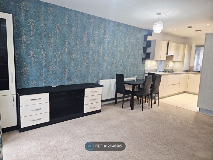 3 Bedroom Terraced House To Rent In Twist Way, Slough, SL2