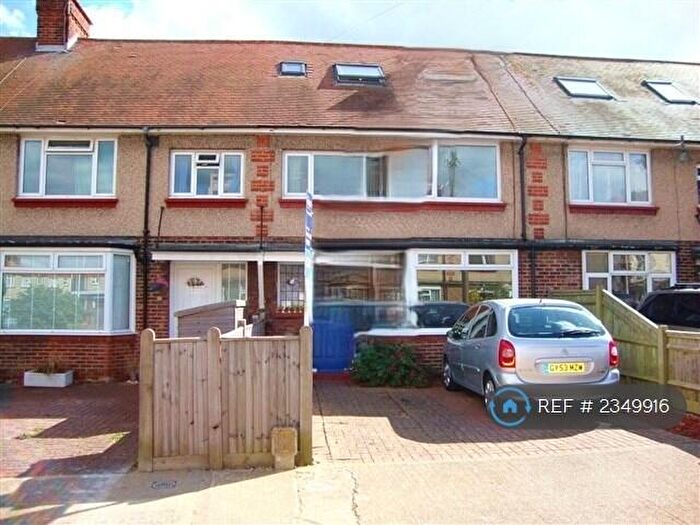 4 Bedroom Terraced House To Rent In Broadwater, Worthing, BN14