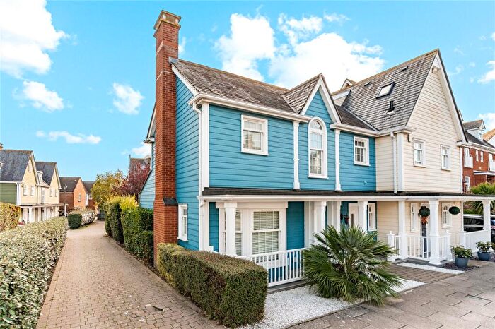 3 Bedroom Semi Detached House For Sale In Burnell Gate, Beaulieu, Chelmsford, Essex, CM1