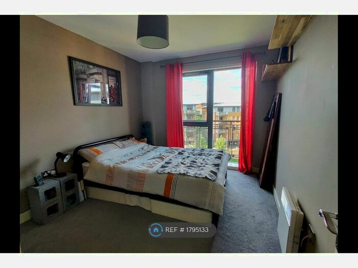 1 Bedroom Flat To Rent In Woodmill Road, London, E5