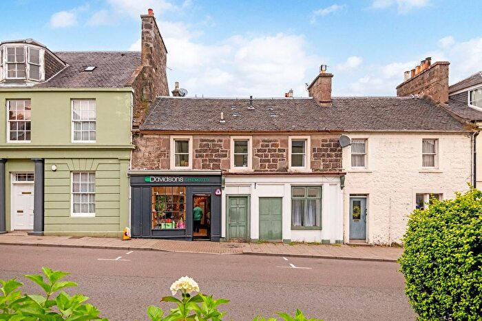 2 Bedroom Flat For Sale In High Street, Newburgh, Cupar, KY14