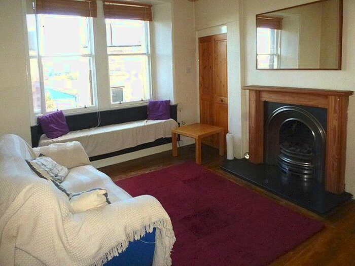 1 Bedroom Penthouse To Rent In Broughton Road, Broughton, Edinburgh, EH7