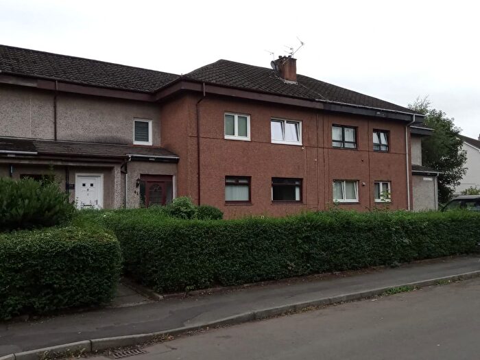 3 Bedroom Flat To Rent In Cardonald Drive, Cardonald, Glasgow, G52