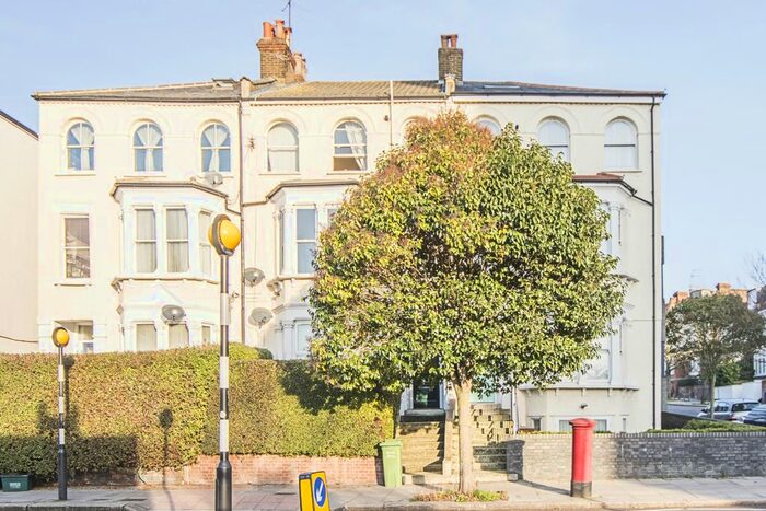 Studio To Rent In Mill Lane, London, NW6