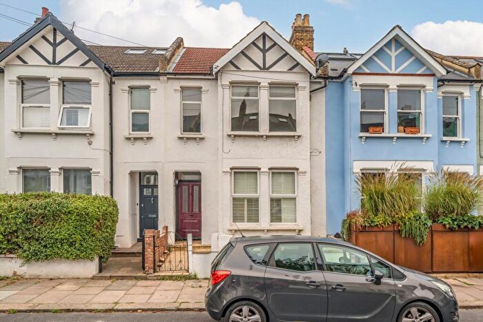2 Bedroom Flat To Rent In Siddons Road, Forest Hill, SE23