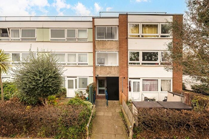 1 Bedroom Flat For Sale In Boileau Road, Barnes, SW13