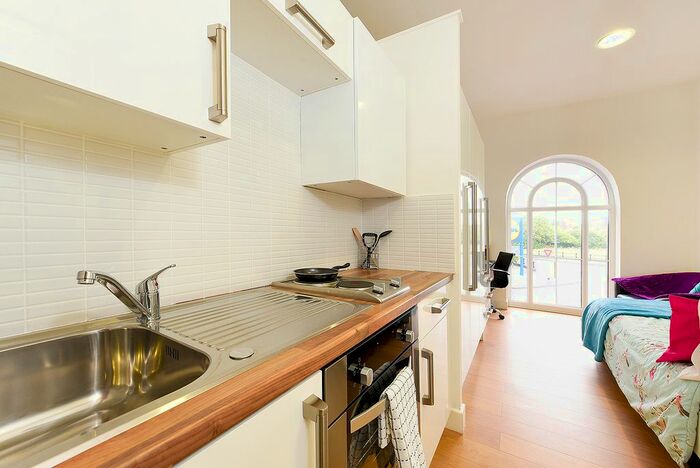 1 Bedroom Studio To Rent In Upperton Road, Leicester, LE3