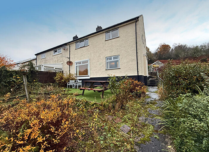 4 Bedroom Semi Detached House For Sale In Lady Margaret Drive, Corpach, Fort William, PH33