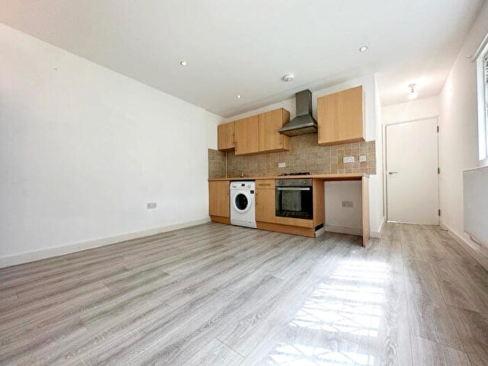 1 Bedroom Flat To Rent In High Street, Orpington, BR6