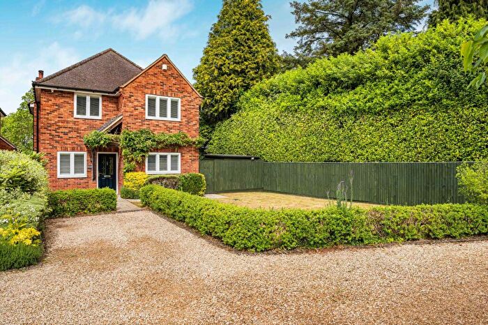 4 Bedroom Detached House For Sale In Water End Road, Studley Green, HP14
