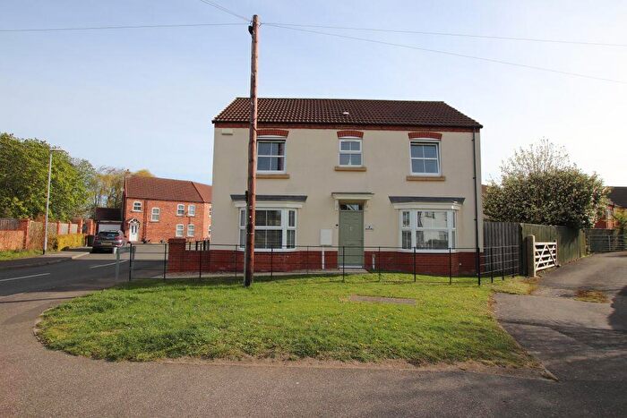 4 Bedroom Detached House For Sale In Bevers Way, Holton Le Clay, DN36