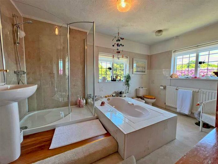 6 Bedroom Detached House For Sale In Danestream, 24 Kivernell Road, Milford On Sea, Lymington, SO41