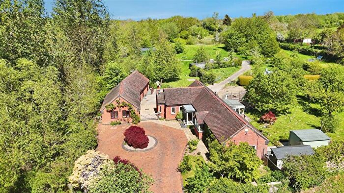 3 Bedroom Detached Bungalow For Sale In The Stables, Sheep Dip Lane, Princethorpe, CV23