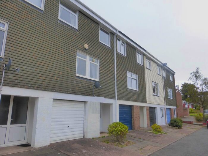 3 Bedroom Terraced House To Rent In Metchley Drive, Harborne, B17