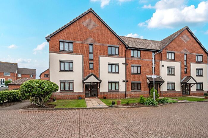 1 Bedroom Flat For Sale In Armory Lane, Old Portsmouth, Hampshire, PO1