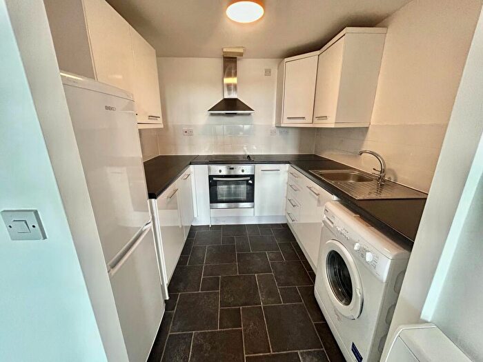1 Bedroom Apartment To Rent In Mansfield Road, Nottingham, NG1