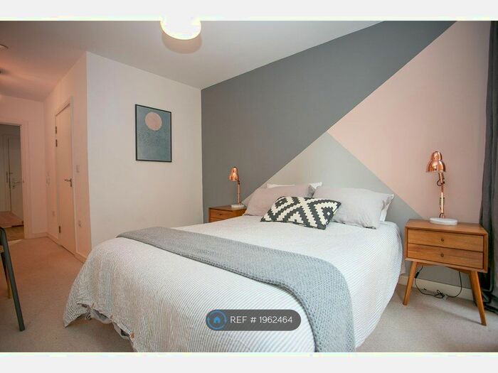 1 Bedroom Flat To Rent In Empire Reach, London, SE10