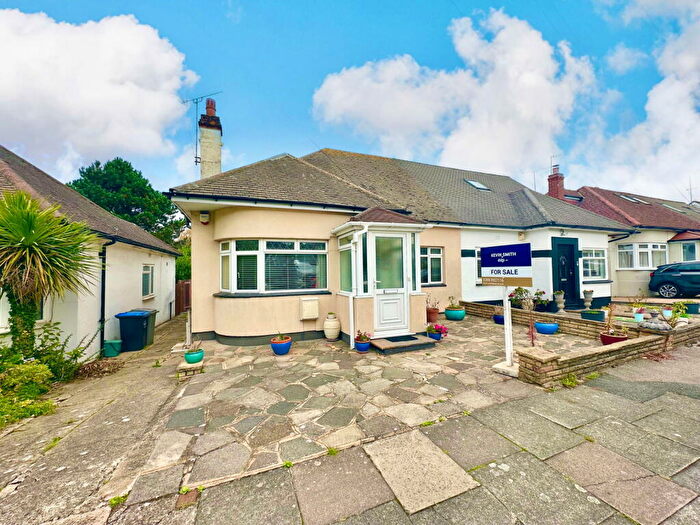 2 Bedroom Semi-Detached Bungalow For Sale In Kinloch Drive, Kingsbury, London, NW9