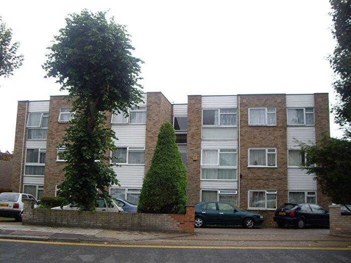 1 Bedroom Flat To Rent In Goodmayes Lane, Ilford, IG3