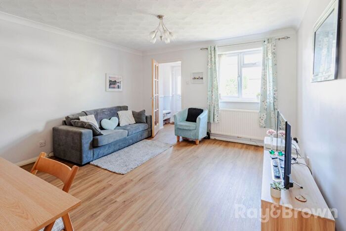 2 Bedroom Semi-detached House For Sale In Orchid Close, St. Mellons, Cardiff, CF3