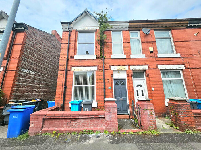 4 Bedroom Terraced House For Sale In Brompton Road, Manchester, Lancashire, M14