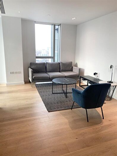 2 Bedroom Flat To Rent In The Atlas Building, City Rd, EC1V