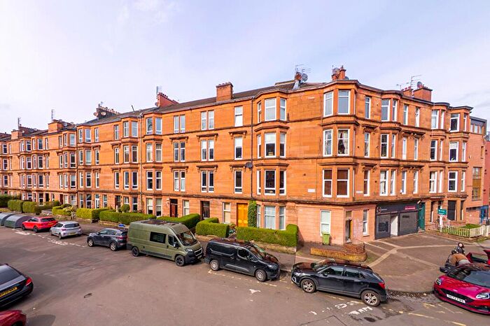 2 Bedroom Apartment For Sale In Waverley Gardens, Shawlands, Glasgow, G41