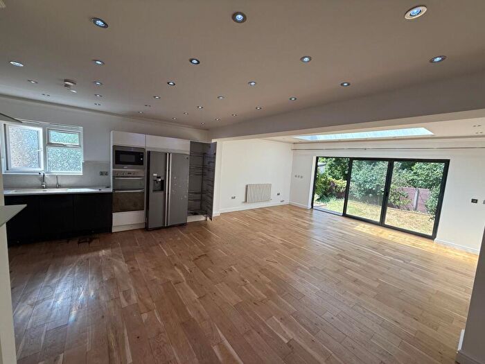 4 Bedroom Terraced House To Rent In Beaumont Road, Purley, CR8