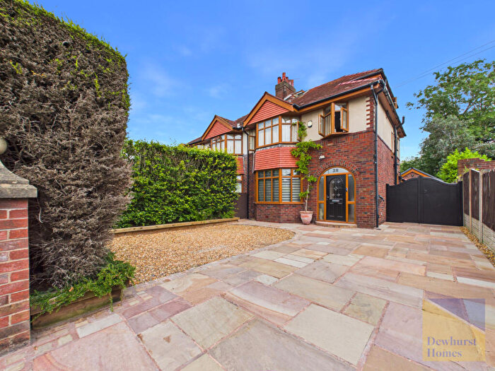 4 Bedroom Semi-Detached House For Sale In Lea Road, Lea, PR2