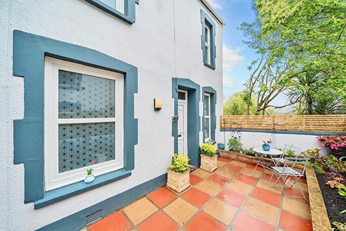 3 Bedroom End Of Terrace House For Sale In Grosvenor Street, Barnstaple, Devon, EX32