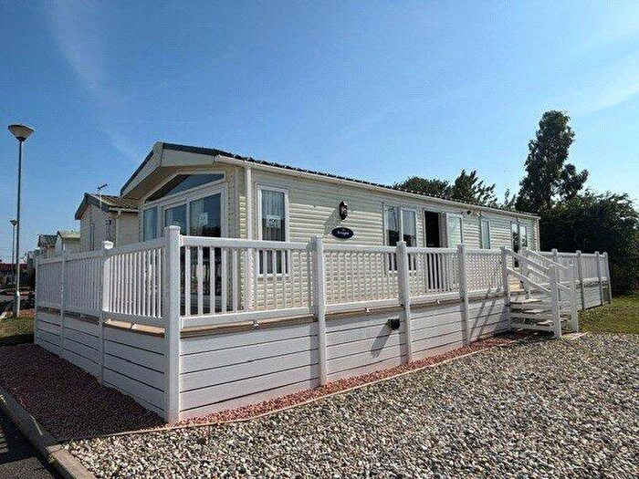 2 Bedroom Mobile Home For Sale In Eastland Meadows Country Park, Bradwell-on-Sea, Southminster, Essex, CM0