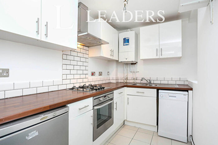 2 Bedroom Flat To Rent In Devonshire Road, London, SE23