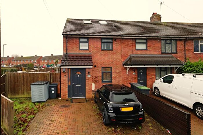 2 Bedroom End Of Terrace House For Sale In High Lawn Way, Havant, PO9