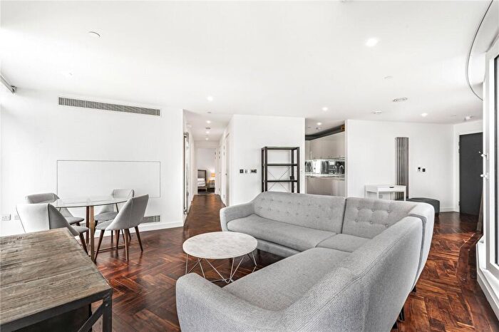 2 Bedroom Apartment To Rent In City Road, London, EC1V