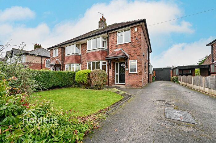 3 Bedroom Semi Detached House For Sale In Fulwood Hall Lane, Fulwood, PR2