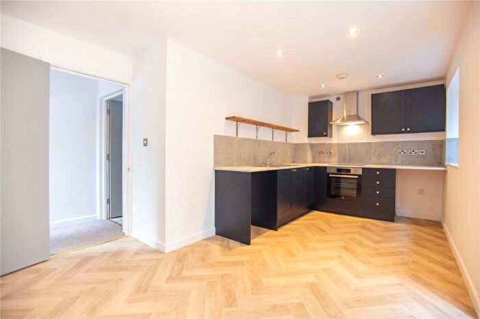1 Bedroom Apartment For Sale In Cheltenham Lane, Bristol, BS6