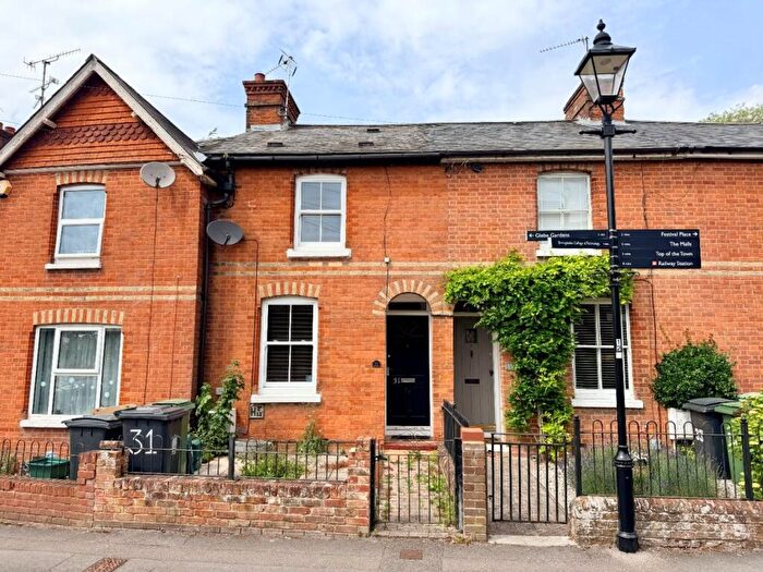 2 Bedroom Terraced House To Rent In Town Centre, Basingstoke, RG21